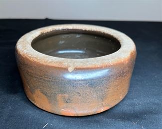 Primitive & Antique Stoneware Crocks