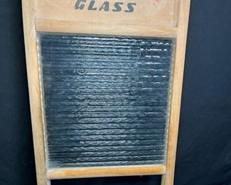 Vtg Two in One Glass Washboard No.80