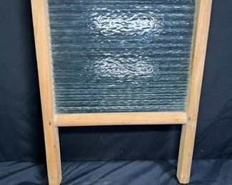 Vtg Two in One Glass Washboard No.80
