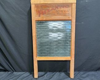 Vintage Atlantic No 510 Glass Washboard