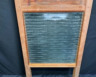 Vintage Atlantic No 510 Glass Washboard