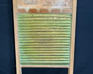 Vintage The Brass King No 81 Washboard