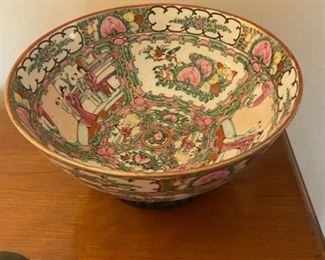 Hand-painted Chinoiserie bowl.