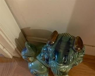 Pair of Shisa foodogs.