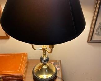 Gold based lamp/