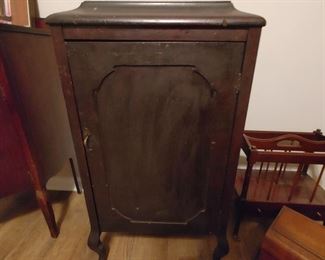 Record/sheet music cabinet