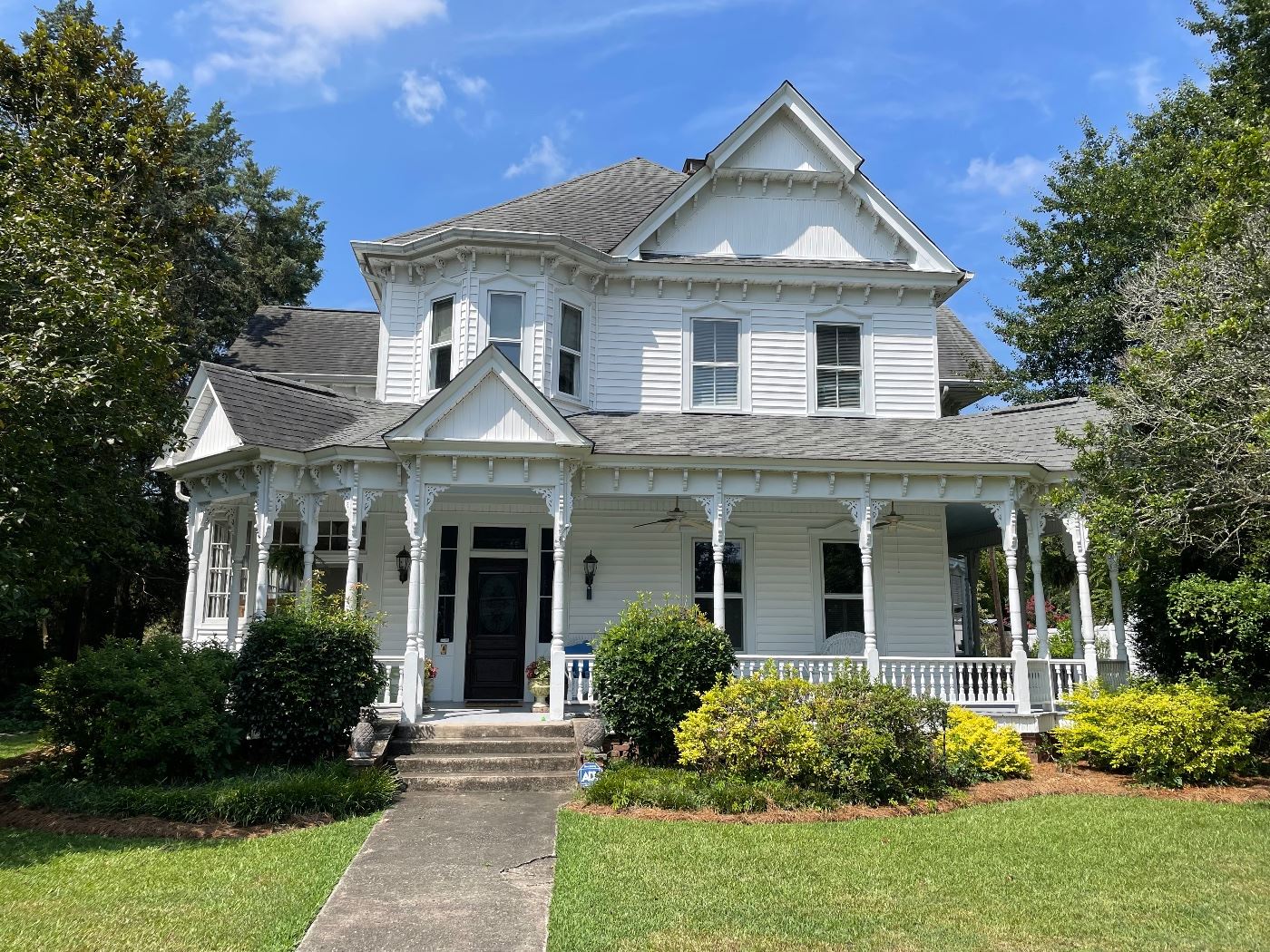 Blue Moon Estate Sale in Leesville starts on 7/29/2023