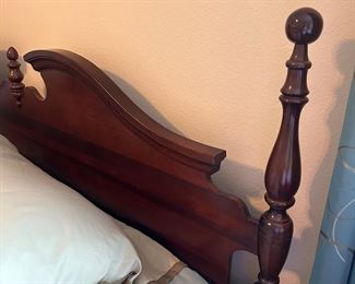 King Head Board Detail