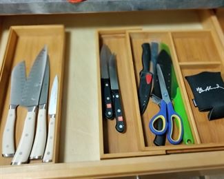 Kitchen knives