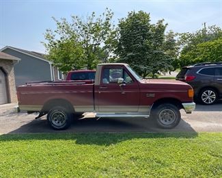1987 Ford F150 Standard cab 4x4. Standard shift straight 6  104k miles 