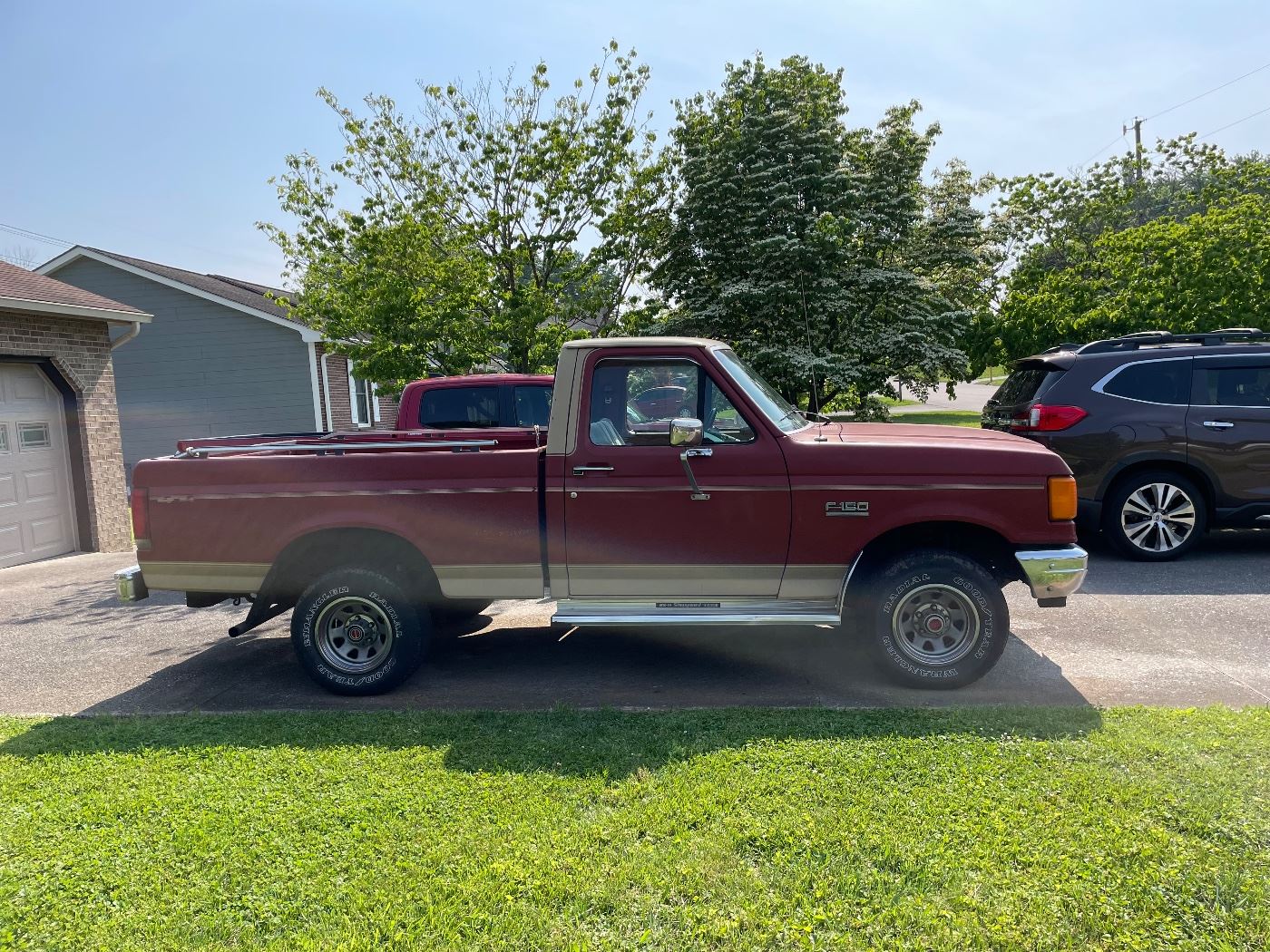 1987 Ford F150 Standard cab 4x4. Standard shift straight 6 104k miles
