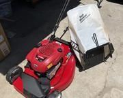wcraftsman gas mower new981 t