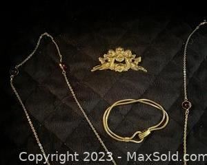wlot of necklaces bracelet and brooch4441 t