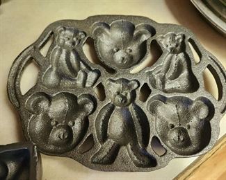 Cast Iron Molds