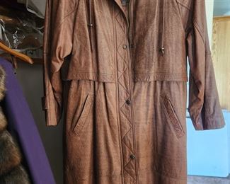 Size Medium Wilson's Leather Duster 