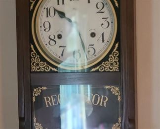 Regulator wall clock