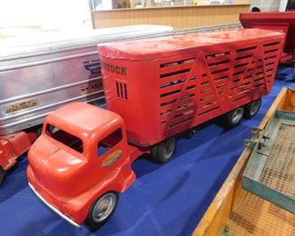 Vintage Tonka Livestock truck