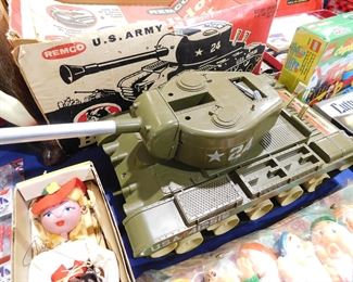 Remco Bulldog Toy Tank