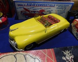Battery Operated tin car