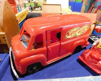 Toytown Deliver truck