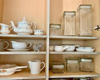 Royal Albert Memory Lane - Teapot, Sugar & Creamer, White Porcelain Gravy Boat