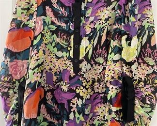 Dian Von Furstenberg 100% Silk Colorful Blouse