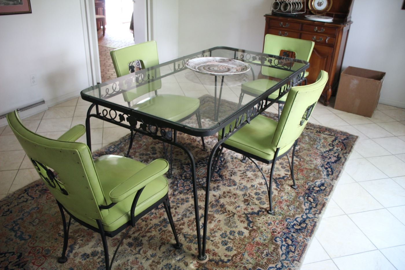 Vintage Woodard "Skyline" patio table & chairs