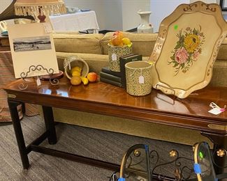 Decorative items, console table