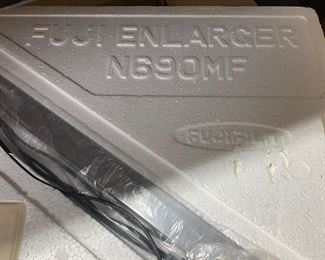 Photo enlarging equipment