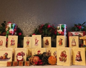 The International Santa Claus Collection