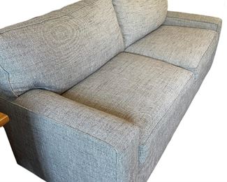 $2000 - Mitchell Gold+Bob Williams Super Lux Gray Sleeper Sofa Couch JV189-11 Description: From our Alex collection, a versatile sleeper sofa that is clean-lined, current and comfortably modern. Square arms, soft cushions and simple lines define pieces compact enough to fit any space without sacrificing comfort. Features our Signature mattress, crafted with a high-resiliency, CertiPUR-US foam core and a plush Serene™ foam topper. The tapered wood feet are available in multiple MG+BW finishes. Made in the USA with high quality, earth-friendly materials.
Dimensions: 73 x 38 x 31"H
Condition: Good condition.
Local pick up Chevy Chase MD. Elevator access. Contact us for shipper suggestions.