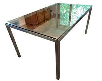 $1000 - Crate & Barrel Parson Style Glass Top Brushed Silver Dining Table JV189-1 Description: Stunning for either a dining room table or a great desk!
Dimensions: 60 x 36 x 28.5
Condition: Very good condition
Local pick up Chevy Chase MD. Elevator access. Contact us for shipper suggestions.