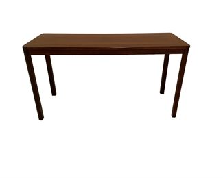 $1000 - Mid Century Modern Danish Rosewood Sofa Table SB183-24 Description: Mid Century Modern rosewood sofa table. Original finish. Removeable legs.
Dimensions: 51 x 19 x 27.25"H
Condition: Very nice condition
Local pick up Chevy Chase, MD. Located in basement level. Contact us for shipper suggestions.