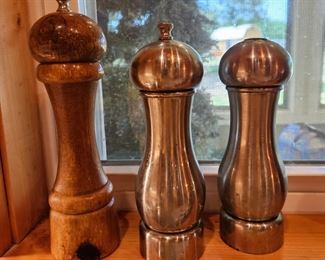 Pepper Mills 