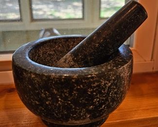 Mortar & pestle 
