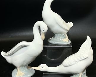 Fine Nao By Lladro Set Of 3 Porcelain Geese Head Down Geese, Standing Geese, and Looking Down Geese
