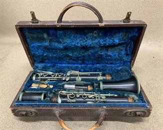Vintage Continental Superior Clarinet In Ludwig Music House Case
