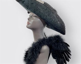 CRUSHED VELVET TRICORNE HAT AND BLACK FEATHER WINGS REN FEST COSPLAY
