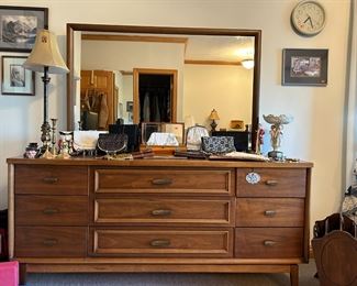 Lenoir Thomasville Dresser with Mirror