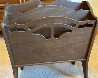 Butler Paper/Magazine Stand