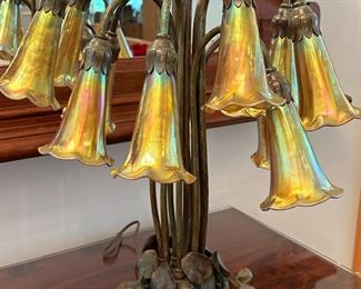 Stunning "Lundberg " 12 Lite Lily Pad Lamp