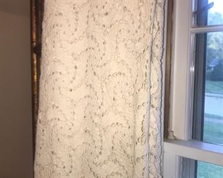 Items Located In The Dining Room