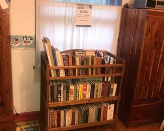 Items Located In The 1st Bedroom