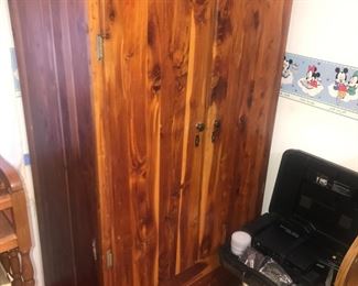 Items Located In The 1st Bedroom