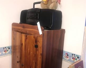 Items Located In The 1st Bedroom