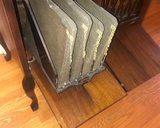 Items Located In The 3rd Bedroom ( MASTER)