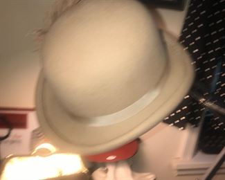 Items Located In The 3rd Bedroom ( MASTER)