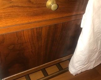 ~ Vintage MCM Mid Century Modern Lane Cedar ChestItems Located In The 3rd Bedroom ( MASTER)