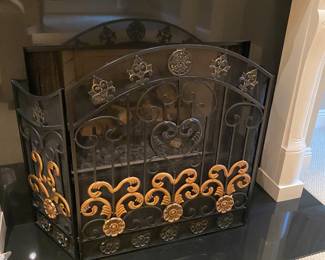 ORNATE FIREPLACE SCREEN
