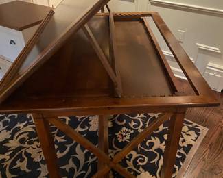 VERY NICE DRAFTING TABLE!